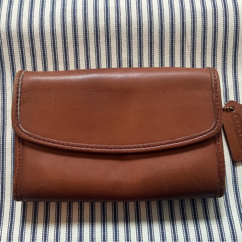 Vintage Coach Envelope Swing Wallet